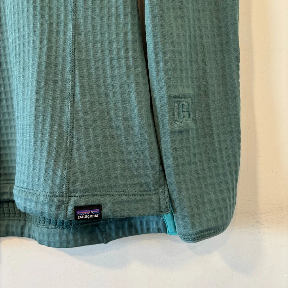 Sold - Picture 2 of 7